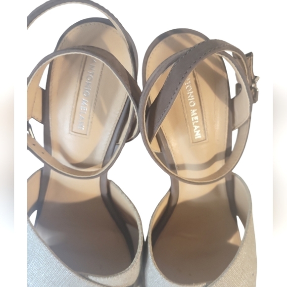 Antonio Melani Biege & Brown Ankle Strap Block Heels Fabric/Leather Sandals 8.5M - Picture 9 of 11